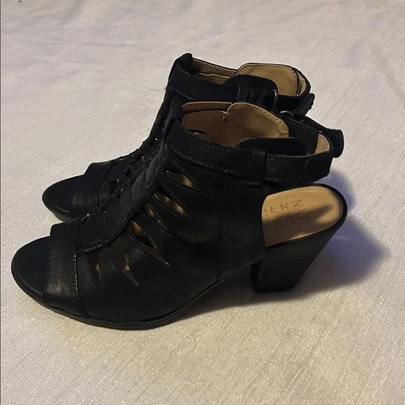 Naturalizer Black Strappy Sandal Heels - Picture 2 of 7